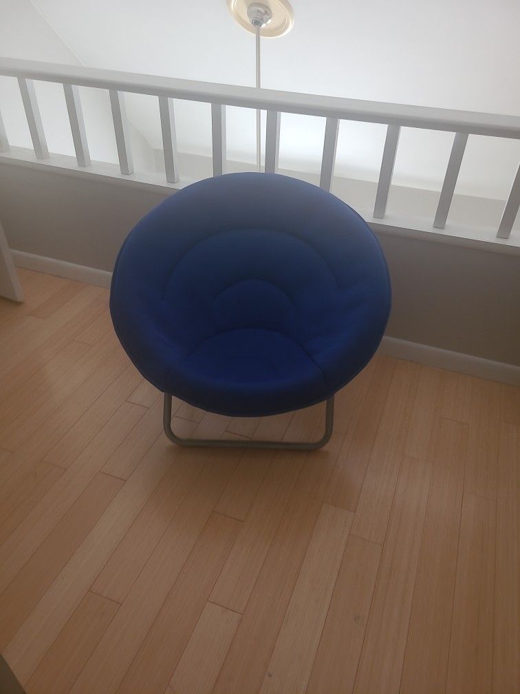 Bucket Chair Blue