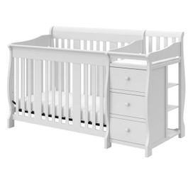White crib with mattress