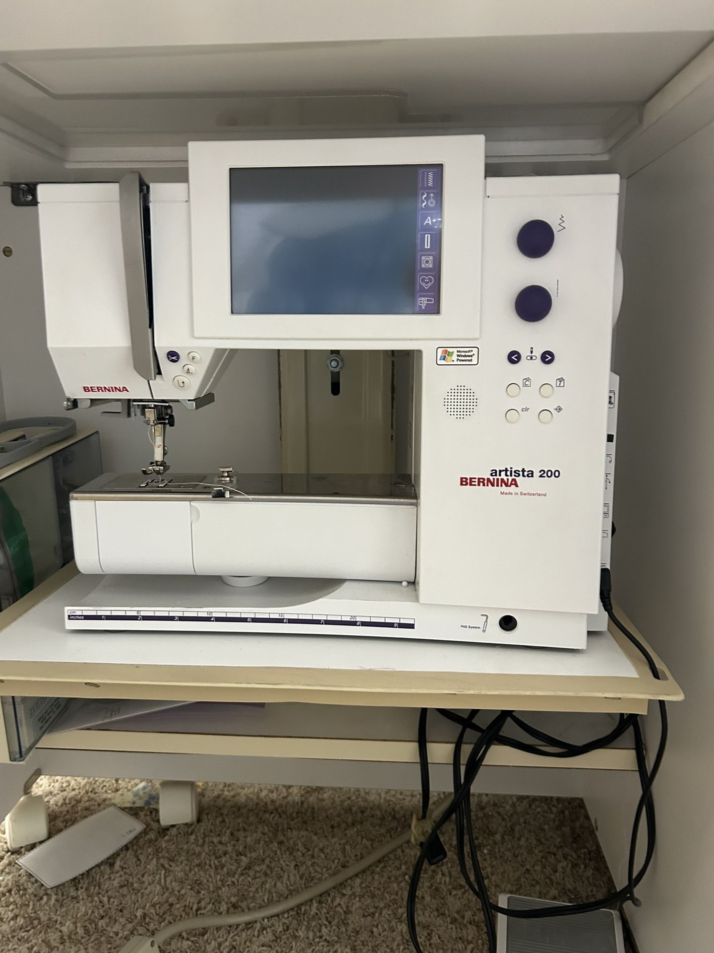 Bernina Sewing Machine Artista 200