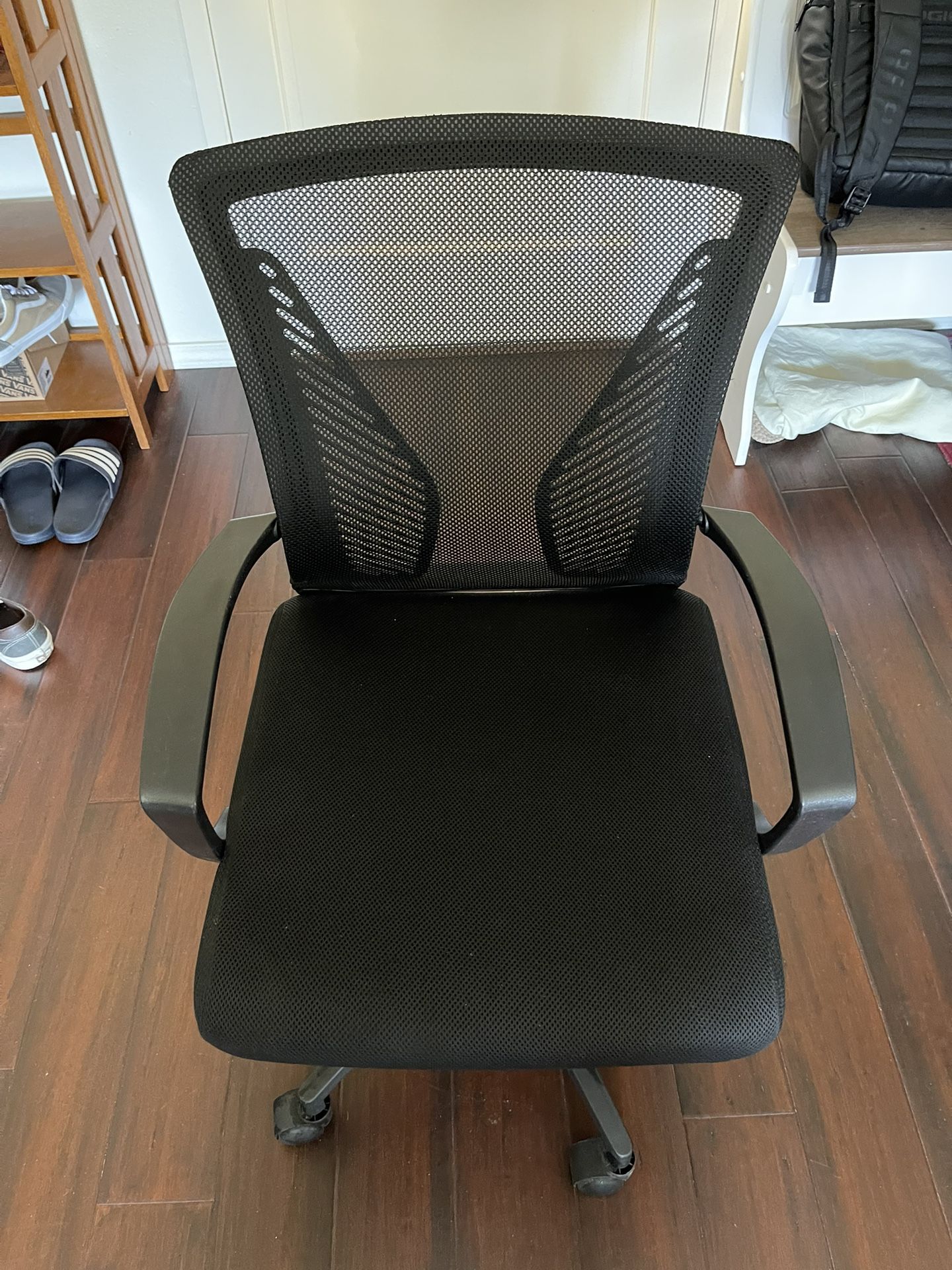 Black Mesh Office Chair Very Comfortable
