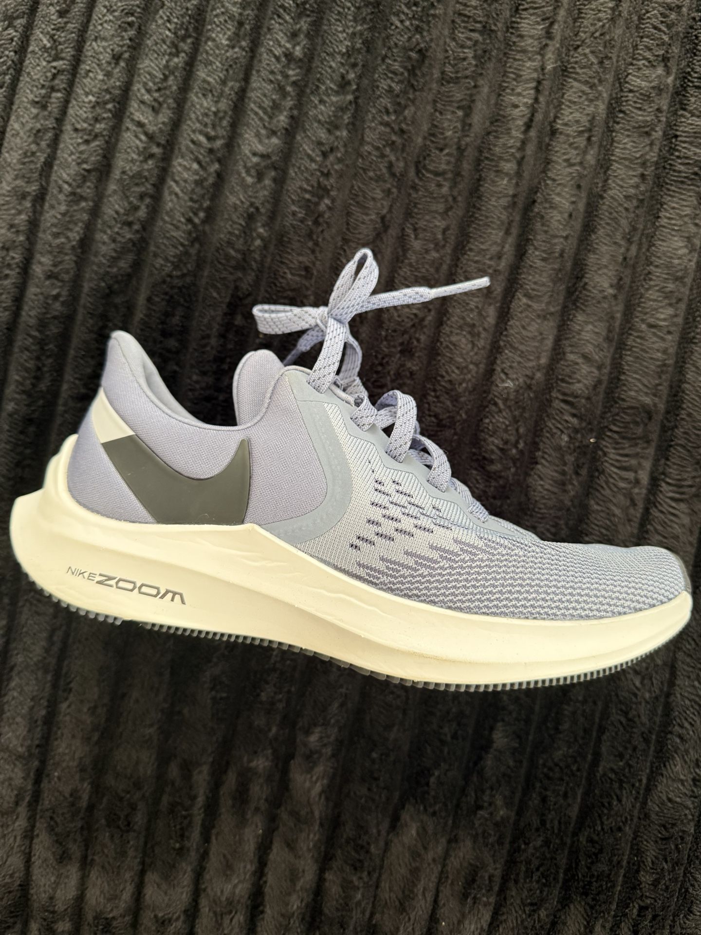 Nike Shoes ๐