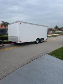 TRAILER ENCLOSED 8.5x16 year 2012