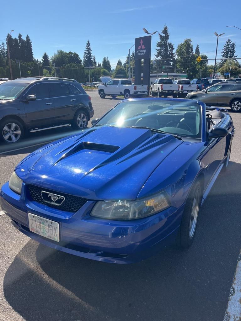2003 Ford Mustang