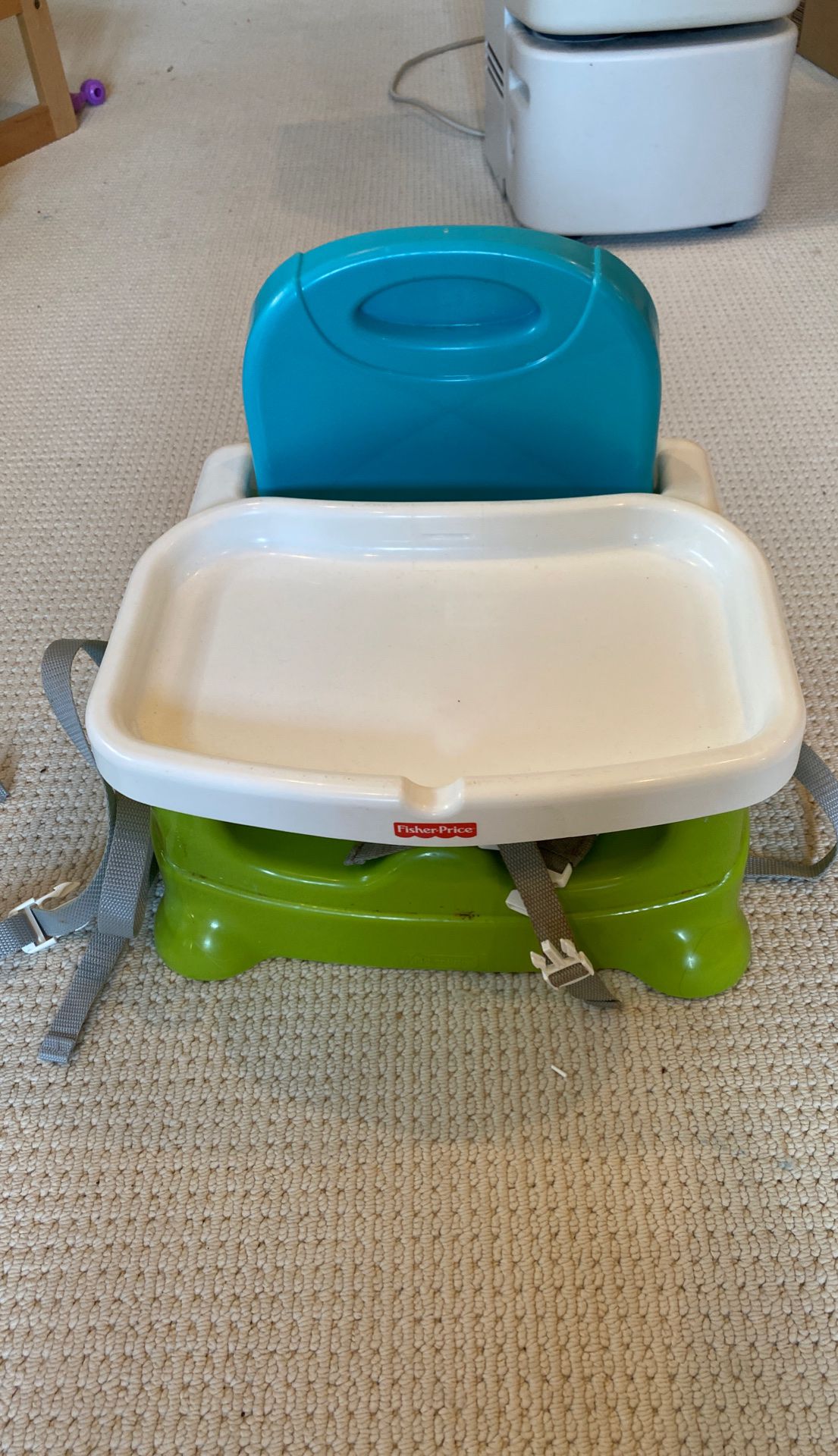 Fisher price foldable booster seat for table