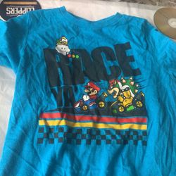 Super Mario Shirt Size M