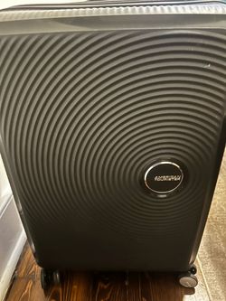 American Tourister Hard Shell Spinner Luggage