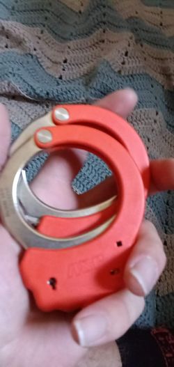 Asp handcuffs