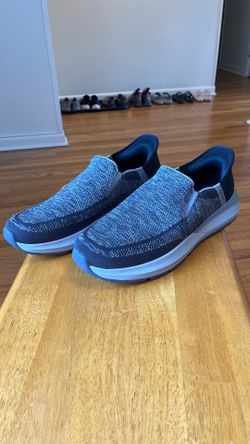 NEW SKECHERS SLIP ON size 14 men