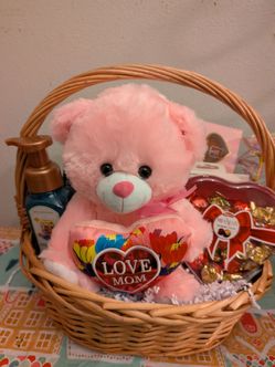 Mother Day gift basket