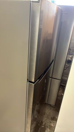 Stainless steel Top Freezer refrigerator