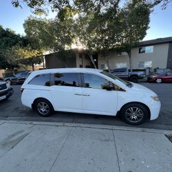 Honda Odyssey 2013  9.5k