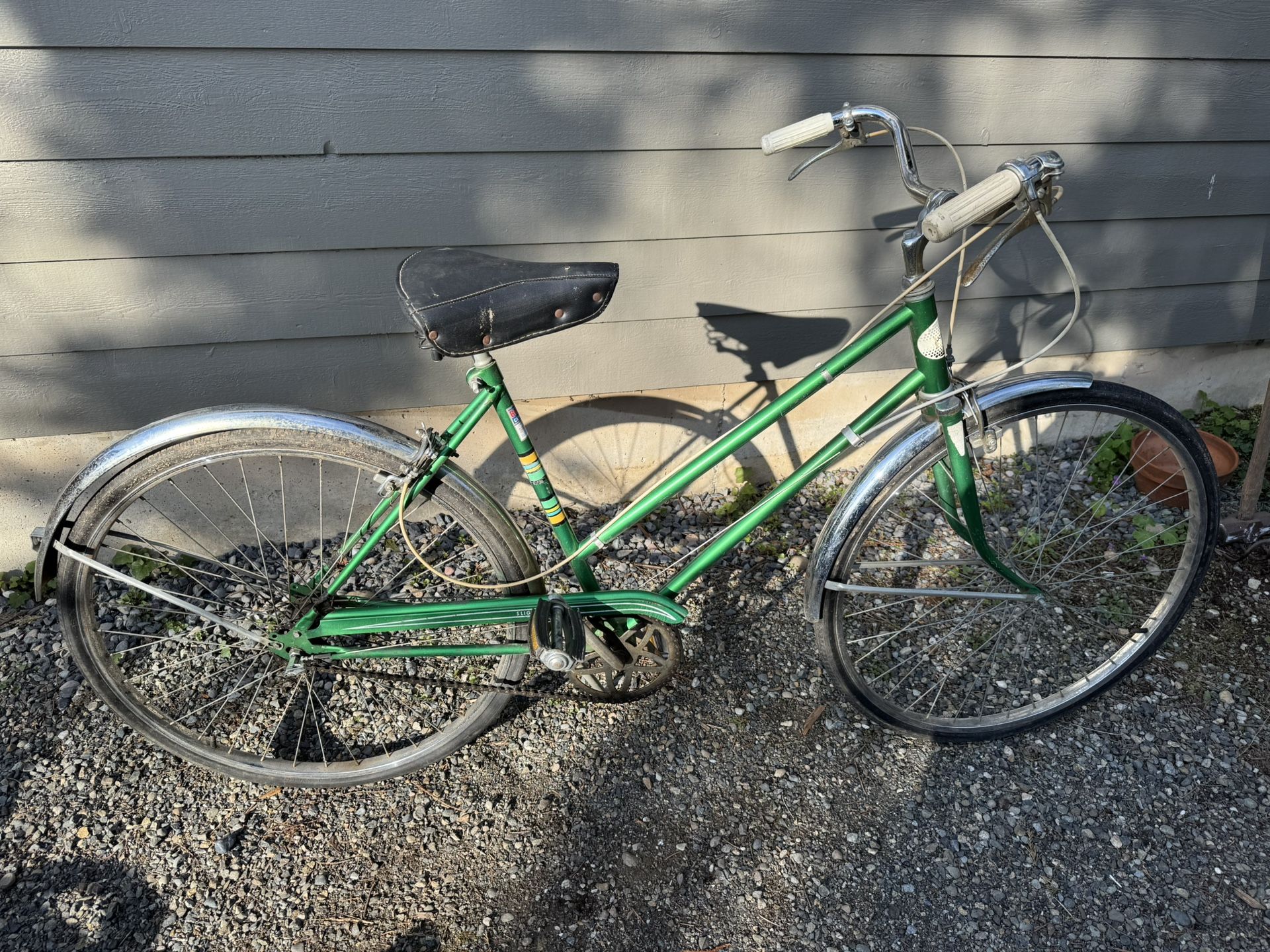 Vintage JCPenney women’s Bike Green 1970s