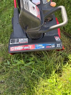 Troy belt snowblower 21 inch cut