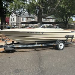 19ft Bayliner Capri