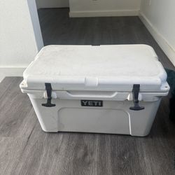 Yeti 45 Hard Cooler