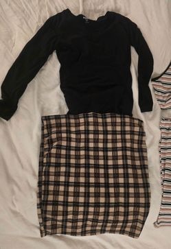 Maternity clothes