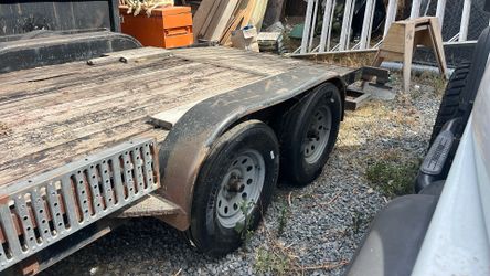 Car trailer
