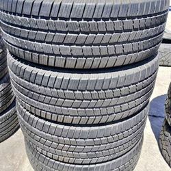 245/75/16 Michelin vendo un set de llantas usadas excelente condiciones de vida las 4 ✅🤩I am selling a set of used tires, all 4 in excellent living c