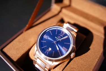 Mugnier Rose Gold & Royal Blue Swiss Mechanical Dress Watch — Like New, Boxed