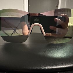 Alo Sunglasses 