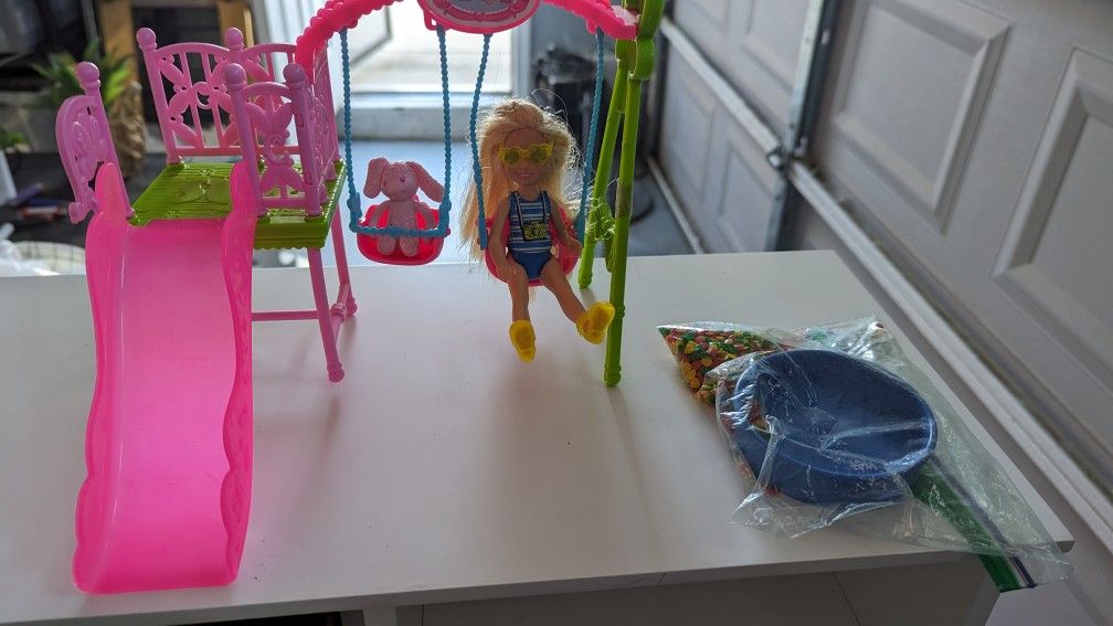 Barbie Chelsea Swing Set Includes Chelsea And Bunny