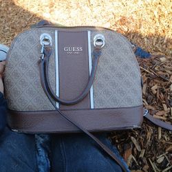 Guess Cathleen model Purse