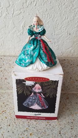 1995 Holiday Barbie Christmas ornament