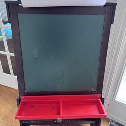 Drawing Easel With Chalkboard 