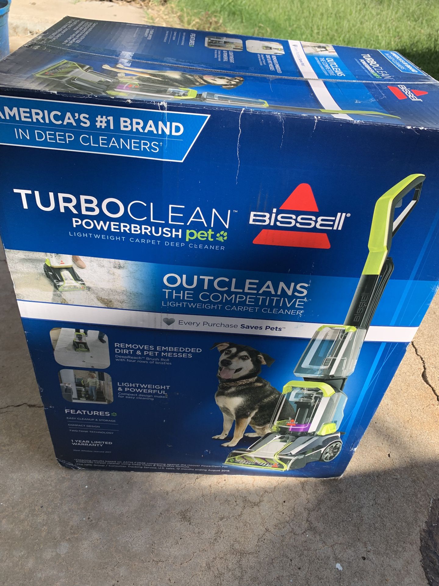 Lightweight Carpet Cleaner