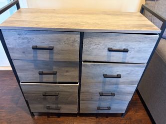 6-Drawer Dresser with Metal Frame