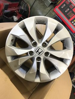 17 inch Honda wheels