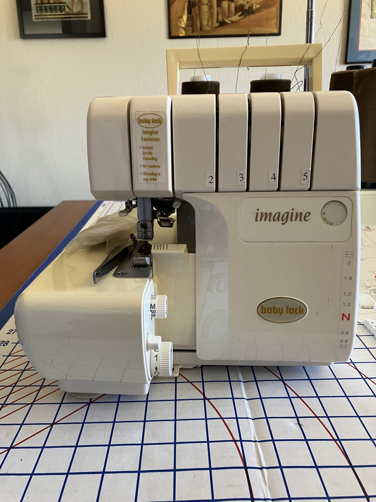 Baby Lock BLE1AT Serger  (SW Las Vegas)