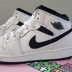 NIKE -Air Jordan 