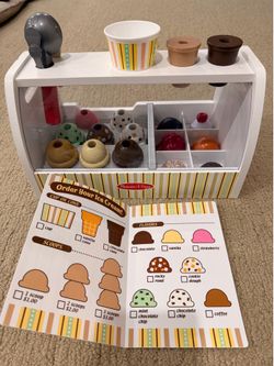 Melissa and Doug Wooden Ice Cream Parlor