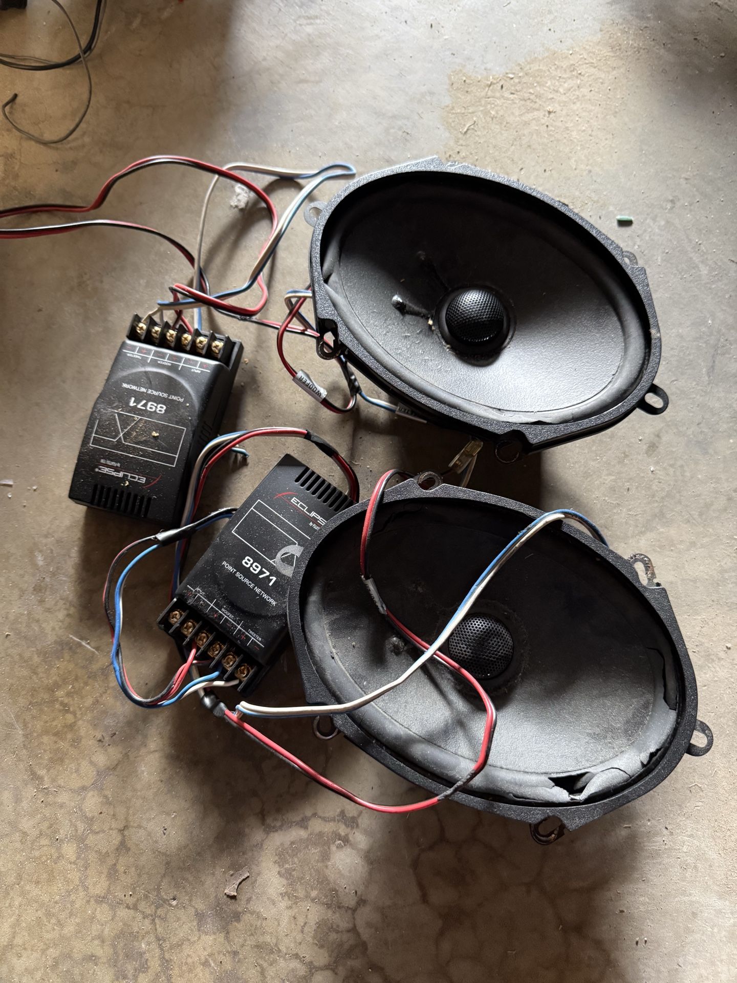 Eclipse stereo