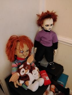 Chucky and Chucky baby and gremlin