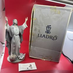 Lladro 5(contact info removed) The Loaves and Fishes Jesus Statue Figurine BROKEN FINGERTIP