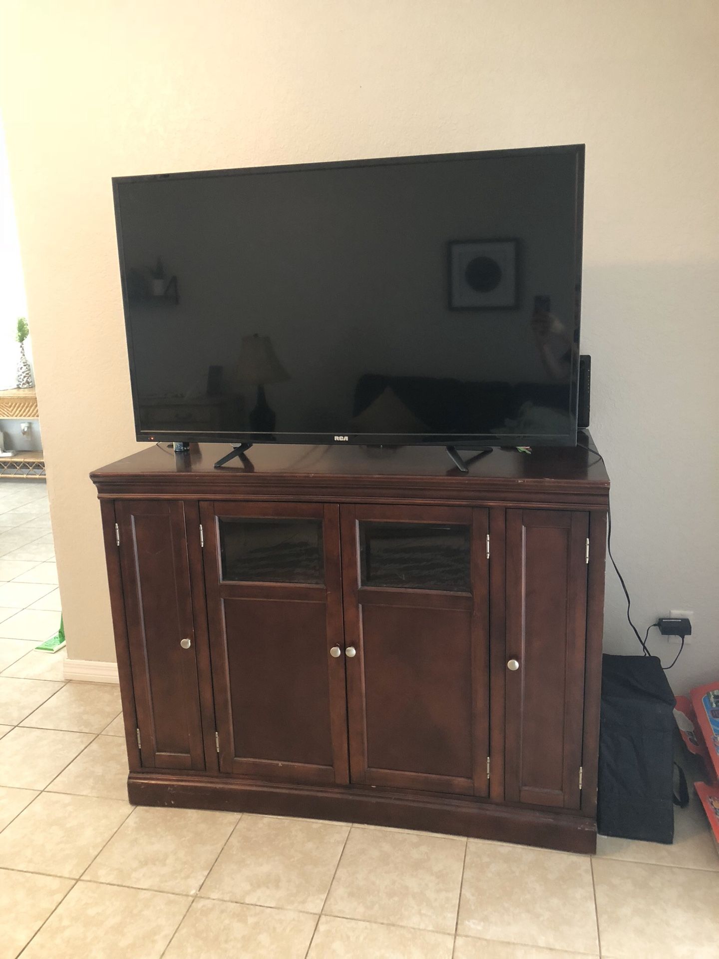 Electric Rising TV Stand