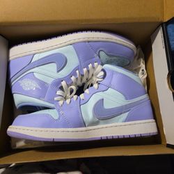Jordan Mid Purple Pulse