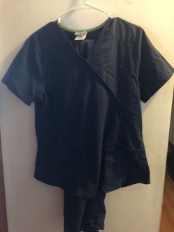 Women’s scrubs size small