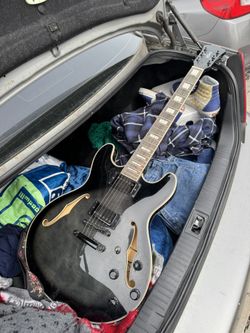 Electric Guitar Indio