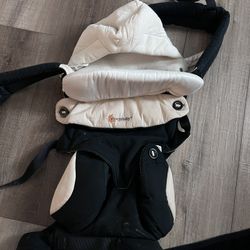 Ergobaby Baby Carrier