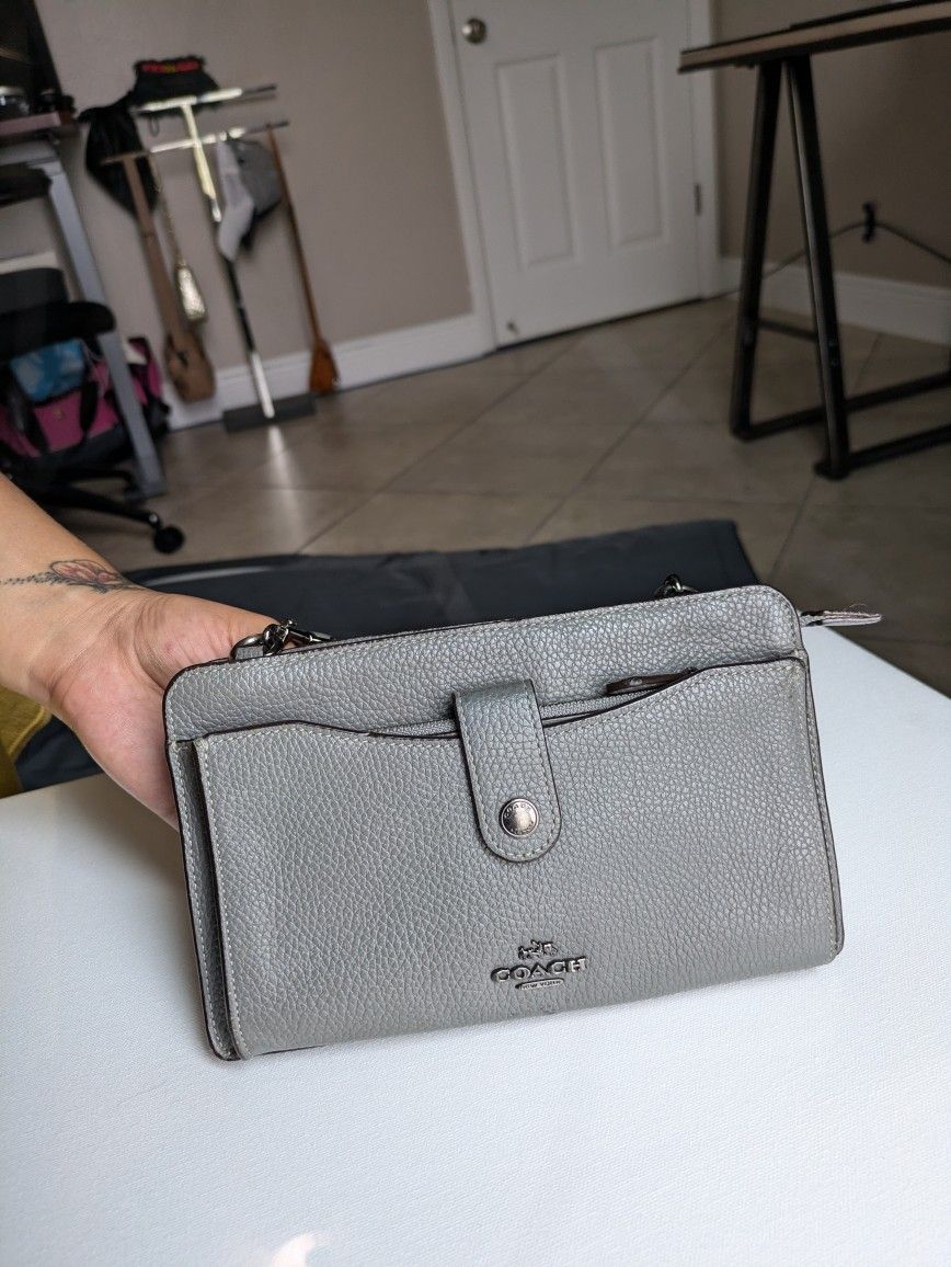 COACH Pop-up Messenger Crossbody