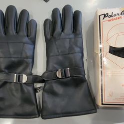  Motorcycle Polar Collar Winter Wear and Gloves.