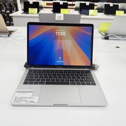 MacBook Pro 13 Inch **1TB SSD **16GB RAM