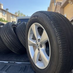 Lexus RX350 Rim + Tire 2010-2015