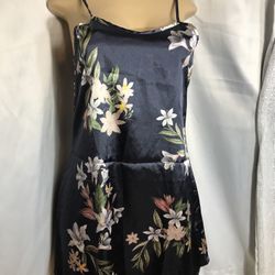 Sleepwear Size  M $4