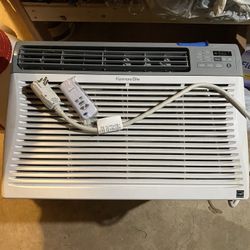 Kenmore In Wall Air Condition 24,500 BTU