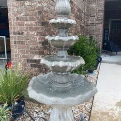 Tulip Water Fountain 