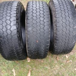 3 285 70 R 18 Goodyear Wrangler Tires 